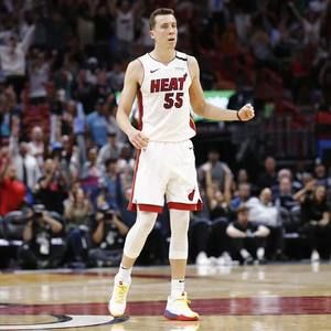 Meet your Posher, Ariana